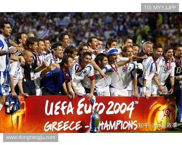 全球足球明星汇聚各大球队的精彩瞬间与传奇故事